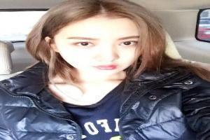 警徽帽子是白色的